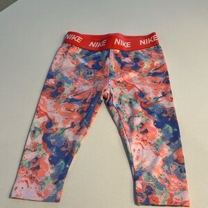 Nike short leggings size 5 dri fit